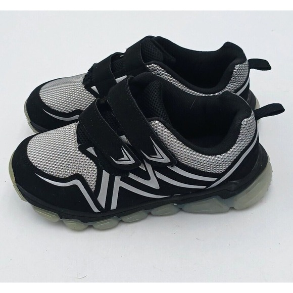 Athletic Works Boy's Silver & Black Athletic Shoes Sneaker  Size 6 - Picture 10 of 14